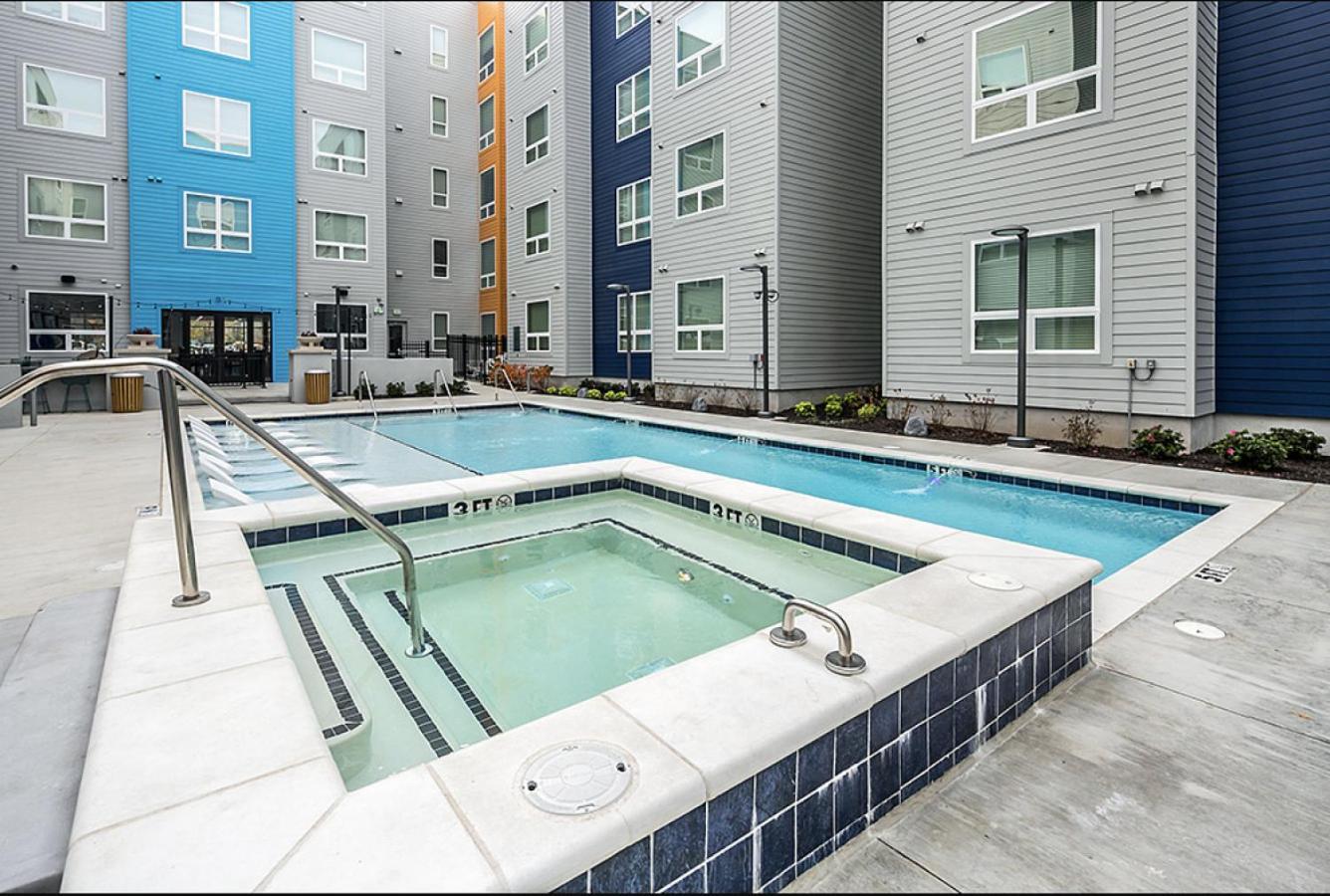 Landing At The Nine At Memphis - 3 Bedrooms In University Exterior photo